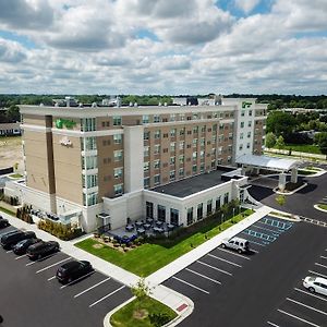 Holiday Inn & Suites - Farmington Hills - Detroit Nw By Ihg