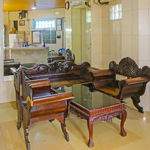 Oyo 92677 Hotel Bintaro